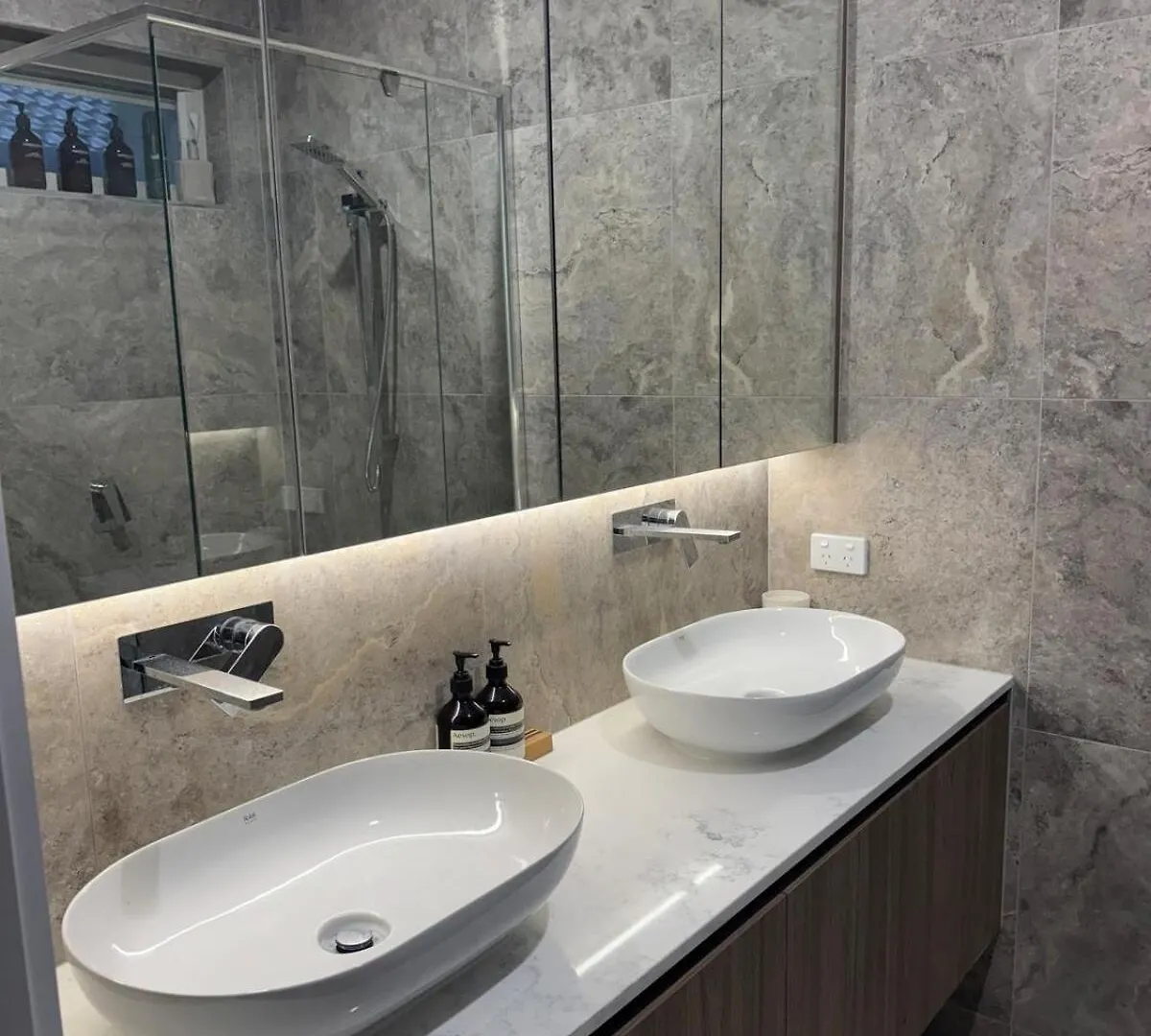 3Br Penthouse Pvt Hot Tub Apartment Brisbane Australia